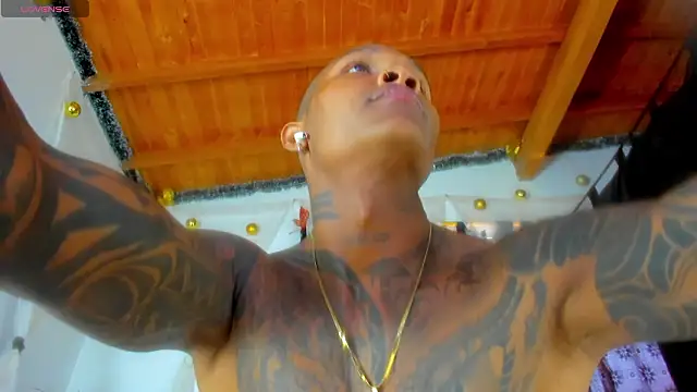 esteveen ortegas  online show from 02-11-26, 04:29