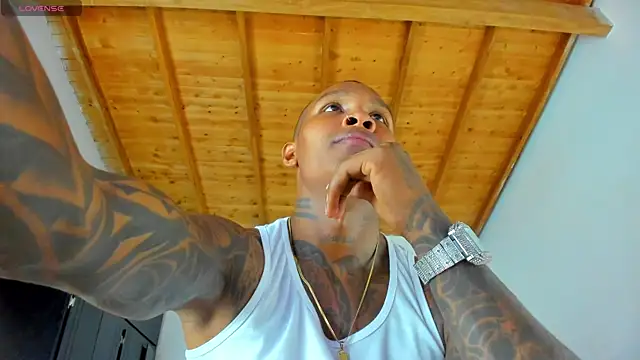 esteveen ortegas  online show from 04-27-26, 08:40