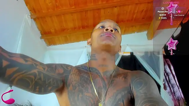 esteveen ortegas  online show from 11-10-25, 01:38