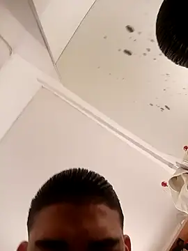 sebaspenegrande2002 online show from 04-10-26, 01:51