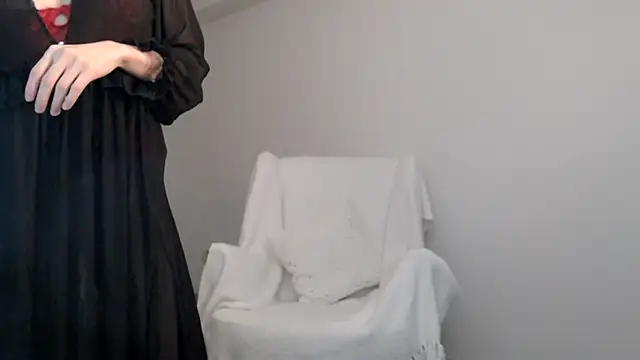 Snapshot of Lily_0000 chatting on 01-26-25, 07:52 Lily 0000 online show from 01-26-25, 07:52