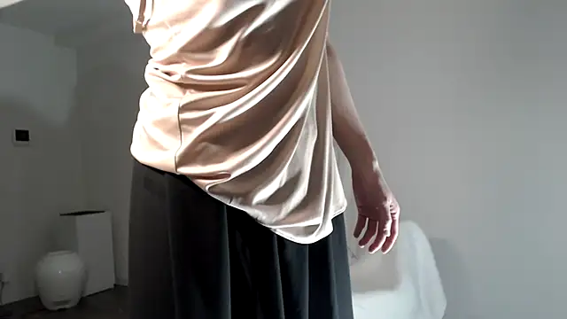 Snapshot of Lily_0000 chatting on 02-25-25, 07:27 Lily 0000 online show from 02-25-25, 07:27