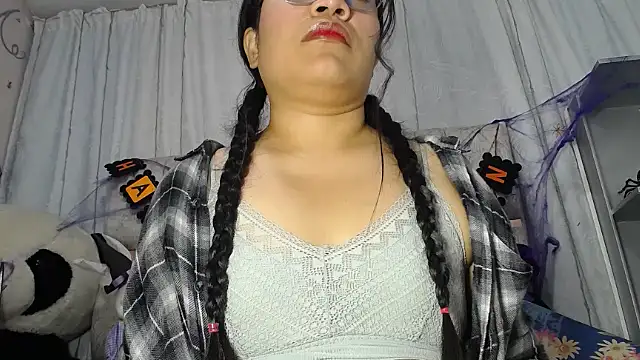 KEYRA-MILLER- online show from 10-14-25, 02:12