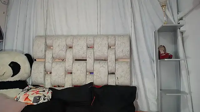 KEYRA-MILLER- online show from 03-27-26, 01:47