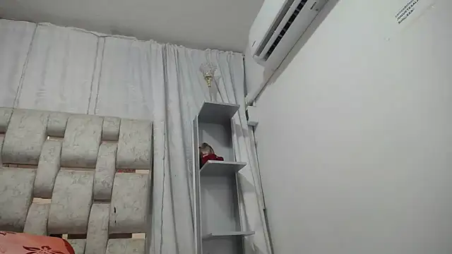 KEYRA-MILLER- online show from 03-11-26, 02:05