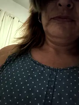 TexaSMESS 37 online show from 10-25-25, 05:17