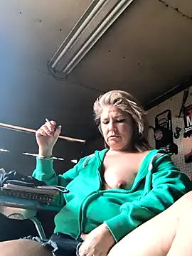 TexaSMESS 37 online show from 02-26-25, 10:58