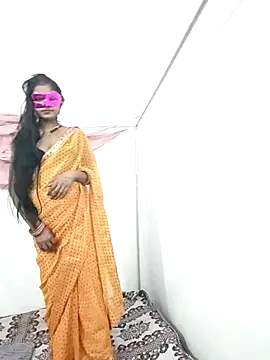 Snapshot of RADHA95 chatting on 03-14-25, 04:19 RADHA95 online show from 03-14-25, 04:19