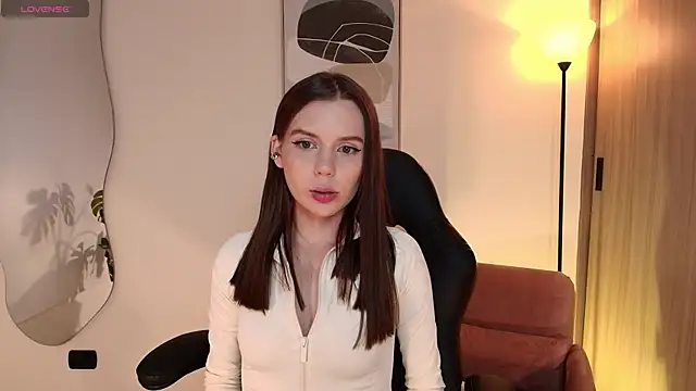 MirandaShaw online show from 04-02-26, 01:02