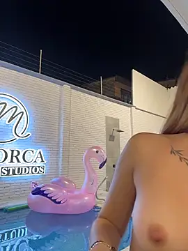 Lezy  online show from 12-13-25, 08:04