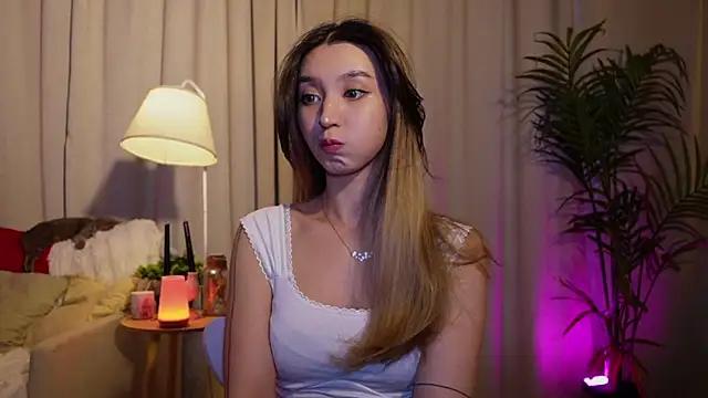 Sarasuo1 online show from 03-03-25, 12:39