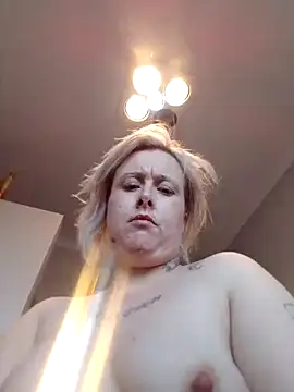 mollymay69 online show from 11-18-25, 06:50