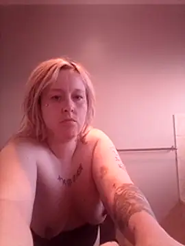 mollymay69 online show from 02-26-26, 05:29