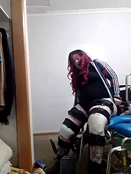 mollymay69 online show from 10-04-25, 07:04