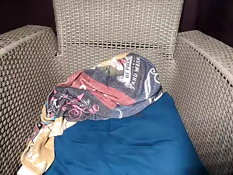 Dogz n daugthers online show from 12-22-24, 05:44