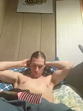Snapshot of Dogz_n_daugthers chatting on 06-16-26, 02:00 Dogz n daugthers online show from 06-16-26, 02:00