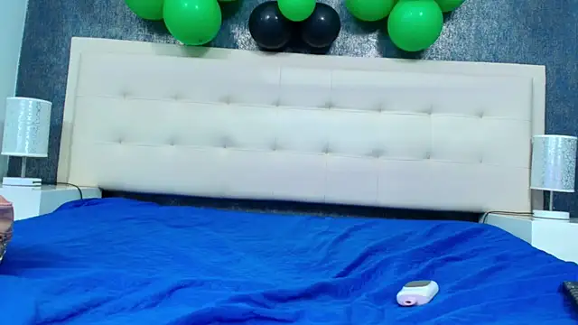 Cloeandtyfanny online show from 03-18-26, 08:10