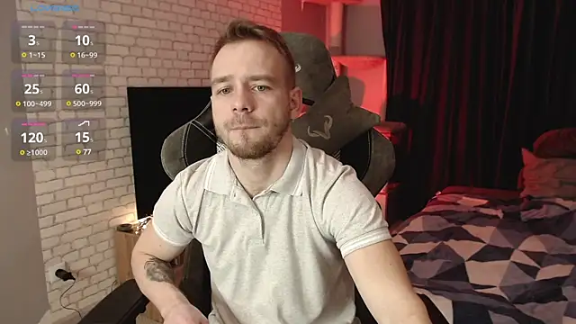 Snapshot of LeoPaulini chatting on 03-02-25, 02:15 LeoPaulini online show from 03-02-25, 02:15