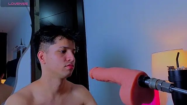 Issac james  online show from 12-03-25, 05:41