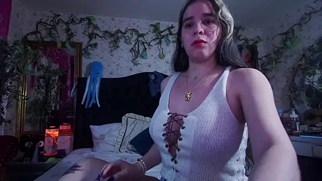 Elizabeth77  online show from 10-02-25, 10:18