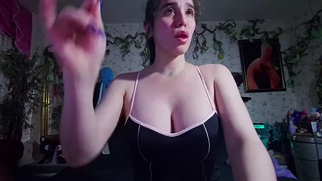 Elizabeth77  online show from 10-21-25, 09:09