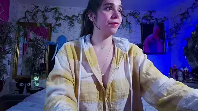 Elizabeth77  online show from 03-18-25, 10:28