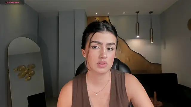 PaulinaSantos  online show from 05-21-26, 06:27