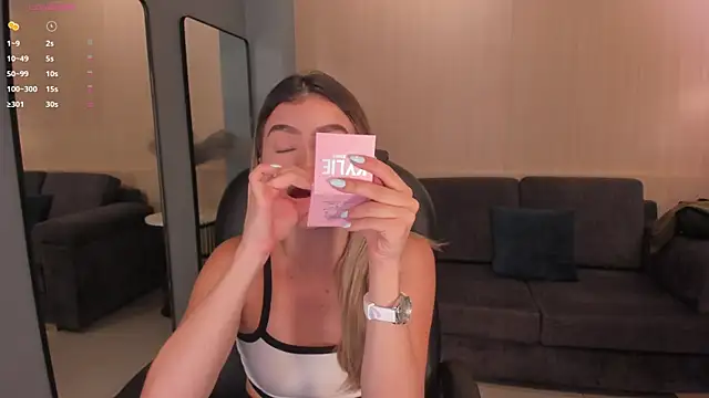 Snapshot of PaulinaSantos_ chatting on 03-09-25, 05:28 PaulinaSantos online show from 03-09-25, 05:28