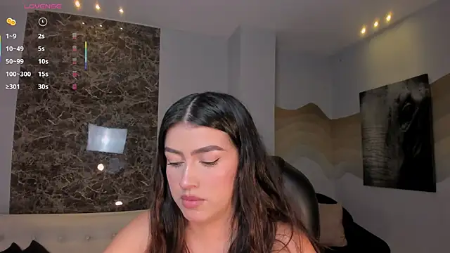 PaulinaSantos  online show from 05-31-26, 06:09