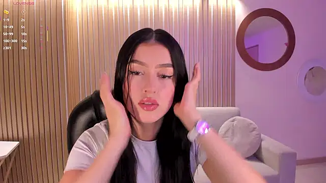 Snapshot of PaulinaSantos_ chatting on 10-12-25, 06:20 PaulinaSantos online show from 10-12-25, 06:20