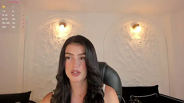 Snapshot of PaulinaSantos_ chatting on 10-03-25, 07:26 PaulinaSantos online show from 10-03-25, 07:26