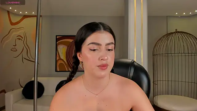 PaulinaSantos  online show from 07-08-26, 07:25