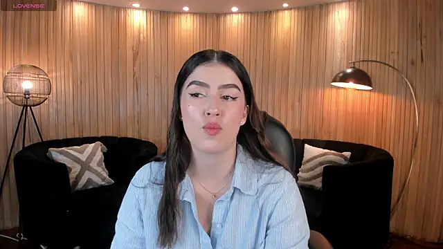 PaulinaSantos  online show from 07-12-26, 05:36