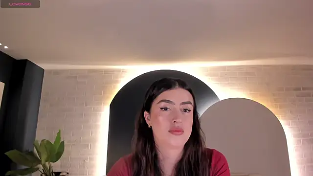 PaulinaSantos  online show from 06-03-26, 07:07