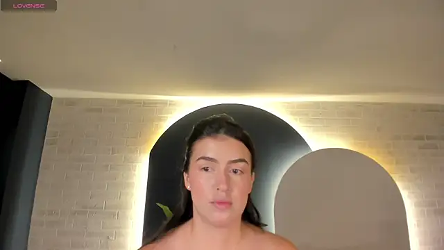 PaulinaSantos  online show from 04-19-26, 05:14