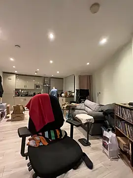 Snapshot of LondonTeffy chatting on 02-09-26, 10:08 LondonTeffy online show from 02-09-26, 10:08