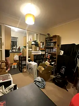 Snapshot of LondonTeffy chatting on 11-12-25, 10:02 LondonTeffy online show from 11-12-25, 10:02