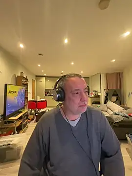 Snapshot of LondonTeffy chatting on 02-23-26, 09:48 LondonTeffy online show from 02-23-26, 09:48