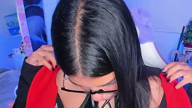 cutestephuwu online show from 03-11-25, 04:19