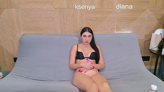 Snapshot of Ksenny chatting on 11-04-25, 03:49 Ksenny online show from 11-04-25, 03:49