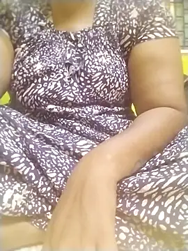 Tamilpriya46 online show from 09-28-25, 04:47