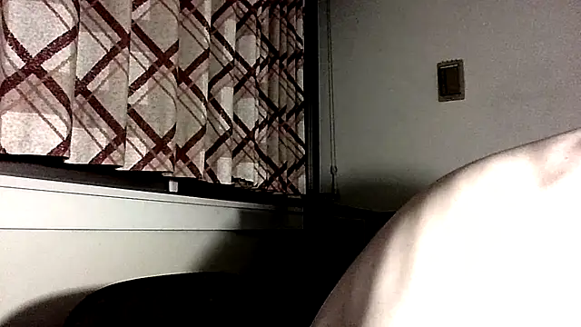 Paulhenry online show from 10-20-25, 01:51