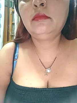 Snapshot of Dianaa9 chatting on 05-23-26, 07:07 Dianaa9 online show from 05-23-26, 07:07