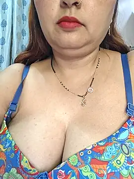 Dianaa9 online show from 03-17-26, 06:44