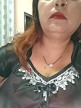 Snapshot of Dianaa9 chatting on 05-15-26, 08:23 Dianaa9 online show from 05-15-26, 08:23