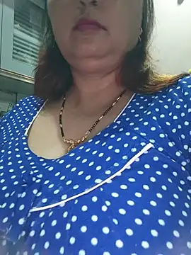 Snapshot of Dianaa9 chatting on 07-12-26, 06:36 Dianaa9 online show from 07-12-26, 06:36