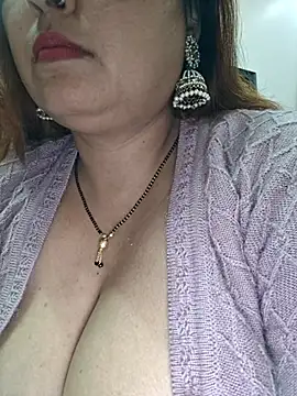 Dianaa9 online show from 12-17-25, 06:57