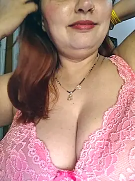 Snapshot of Dianaa9 chatting on 04-30-26, 05:20 Dianaa9 online show from 04-30-26, 05:20