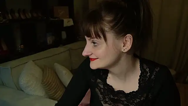 victoirenextdoor online show from 02-20-26, 09:28