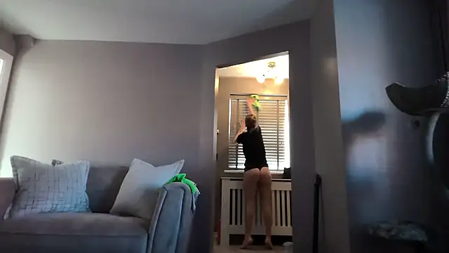 SweetMonicaUK online show from 10-24-25, 09:30